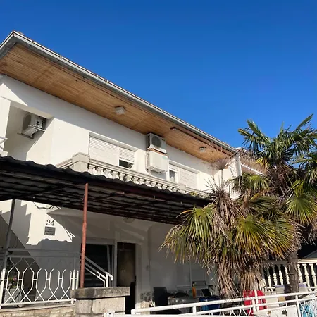 Apartment More Crikvenica * Цриквеница